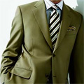 Harry Rosen tailors customer service with made-to-measure CRM