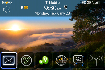 Make your Blackberry look great with custom home screen images | IT Business